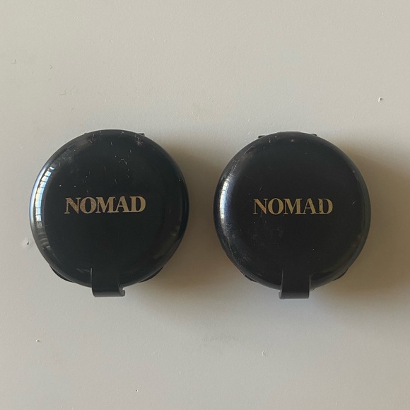 Eyeshadow & Highlighter bundle - Picture 2 of 3